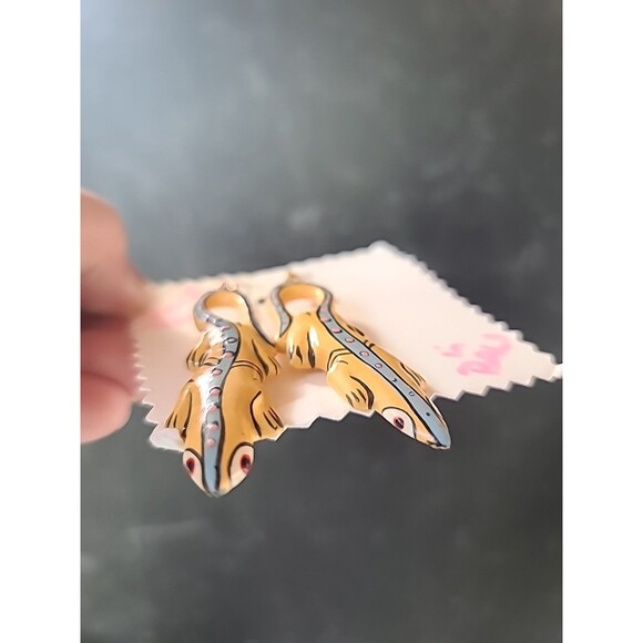 Painted Wooden Dangling Salamander Earrings Vintage Costume Jewelry NOS - Picture 3 of 10